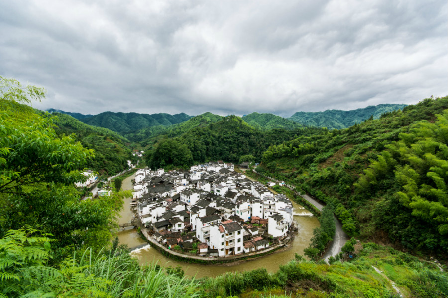 最新热门景区盘点，科技魅力之旅，开启探险之旅的大门